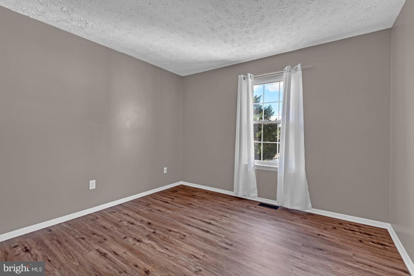 8566 Kim Marie Court photo 23