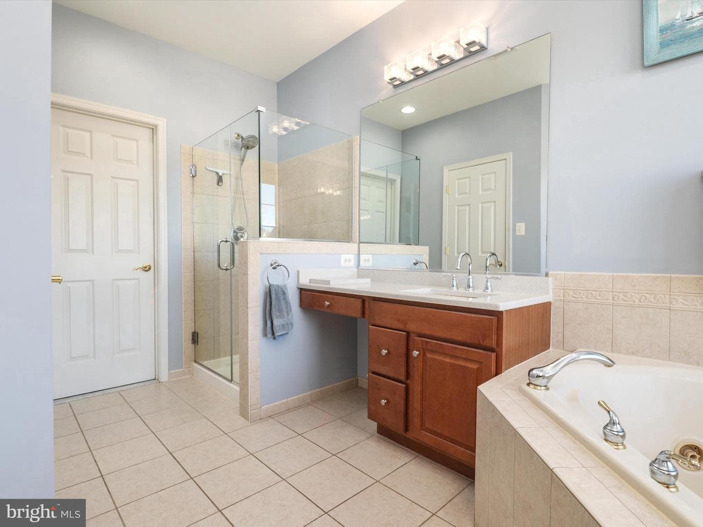 223 Galewood Drive photo 26