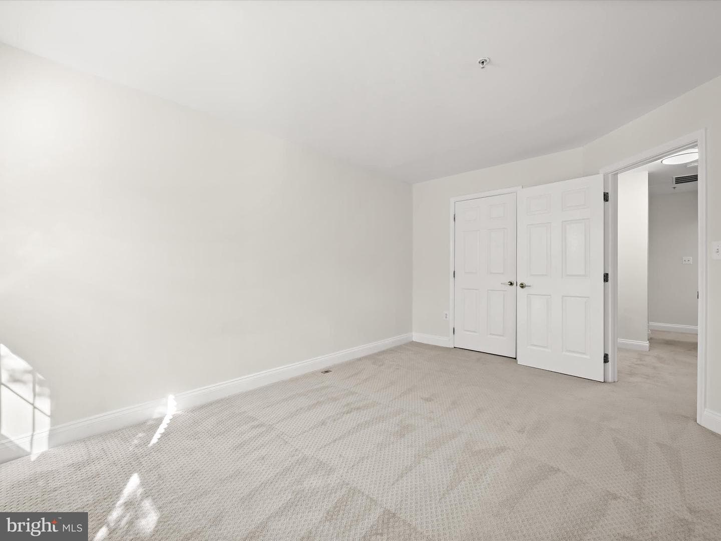 2711 Middle Neck Road photo 18