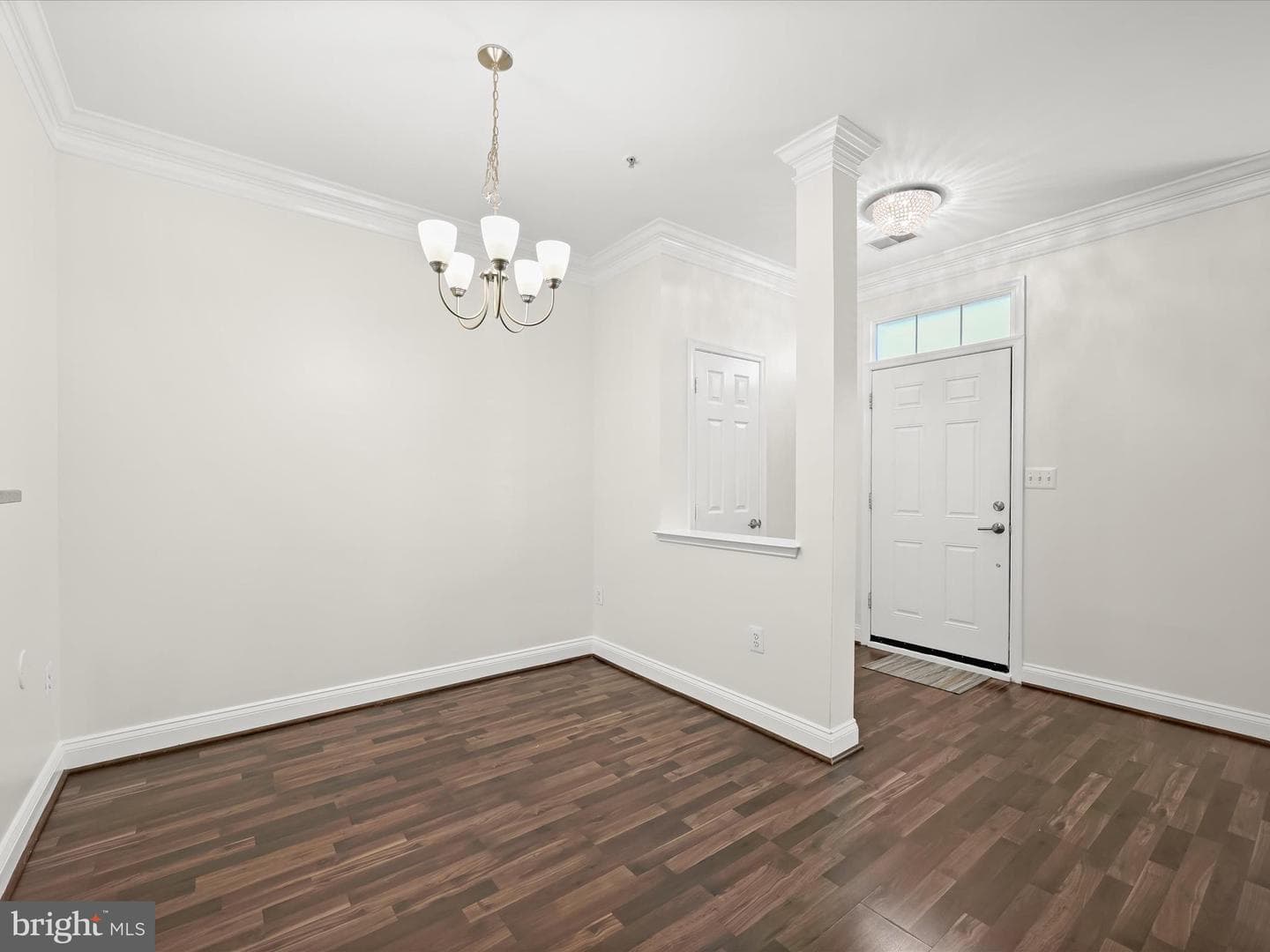 2711 Middle Neck Road photo 6