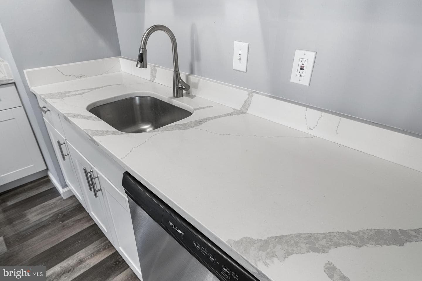 405 Morningside Drive photo 8