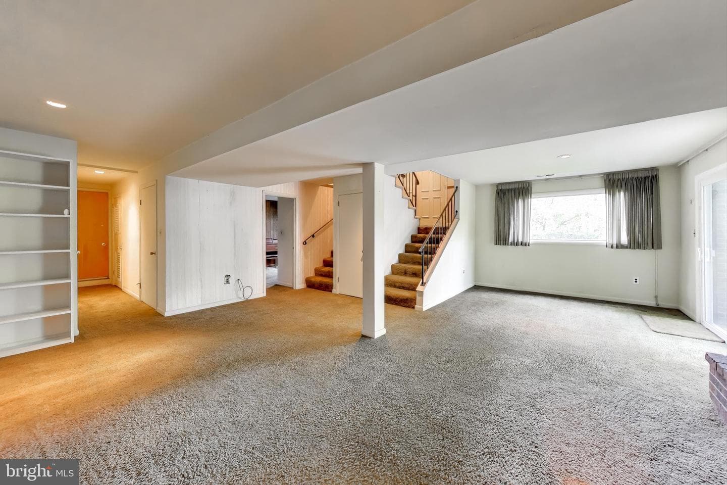 1045 Ashe Street photo 34