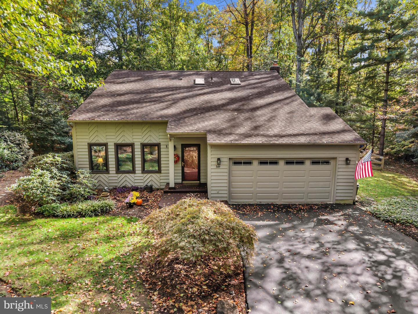 349 Candle Ridge Court photo 2