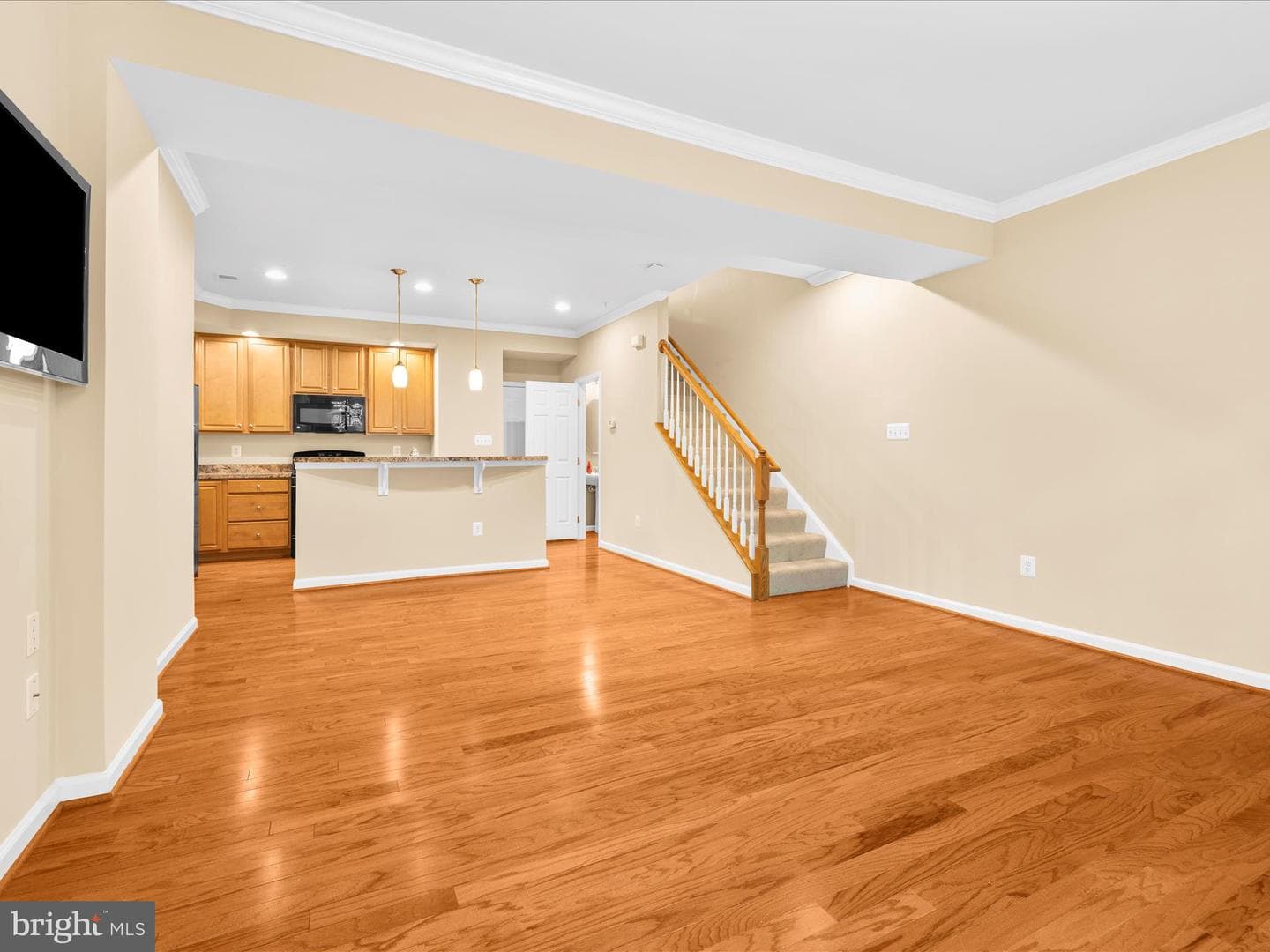 1475 Braden Loop photo 12