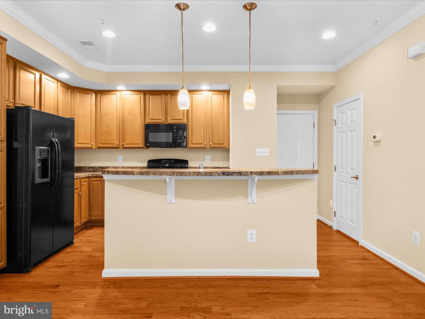 1475 Braden Loop photo 5