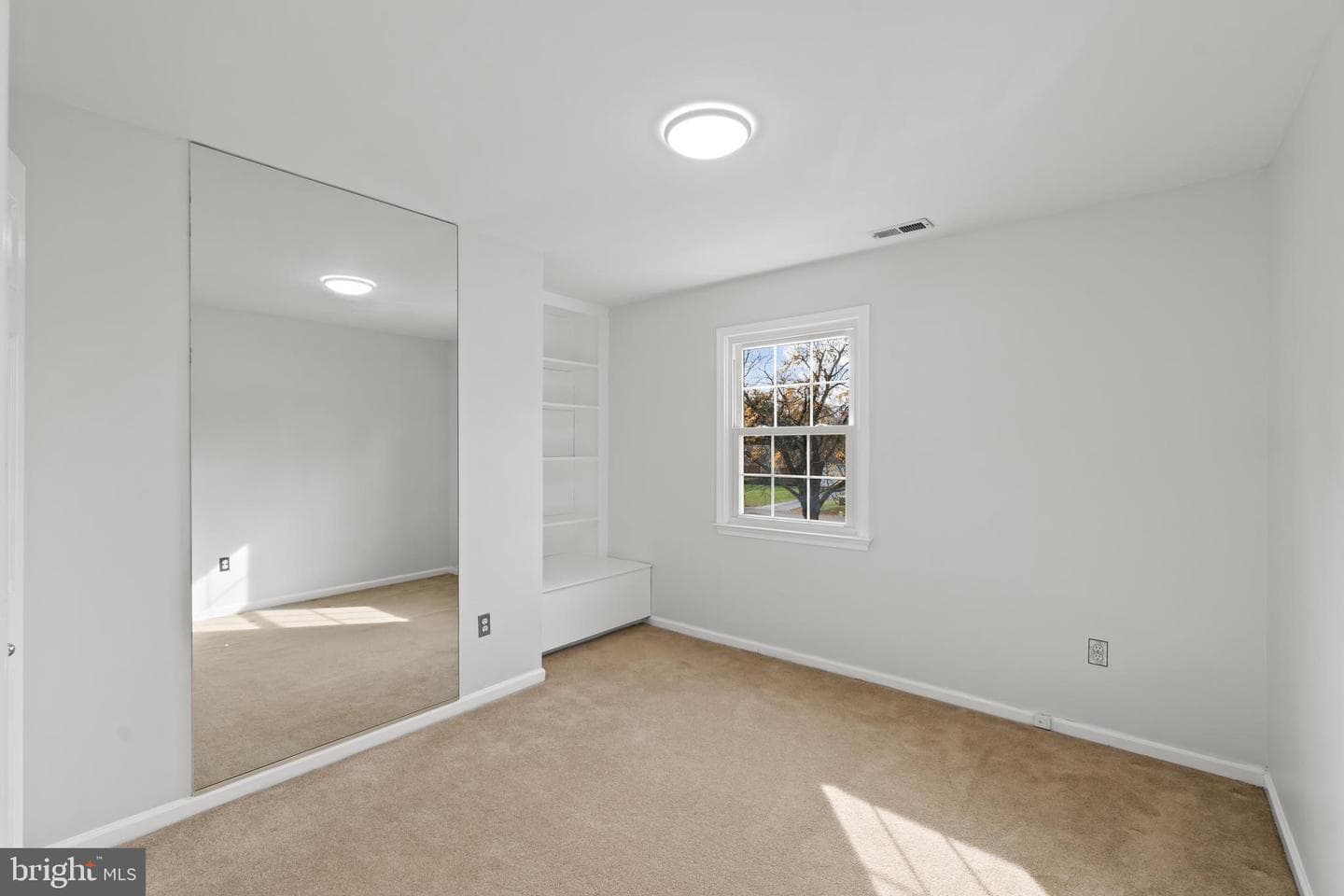 3501 Foxhall Drive photo 33