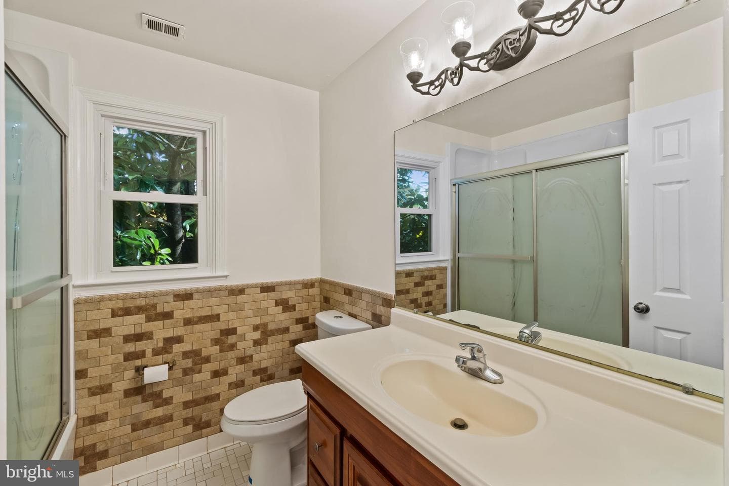 3501 Foxhall Drive photo 35