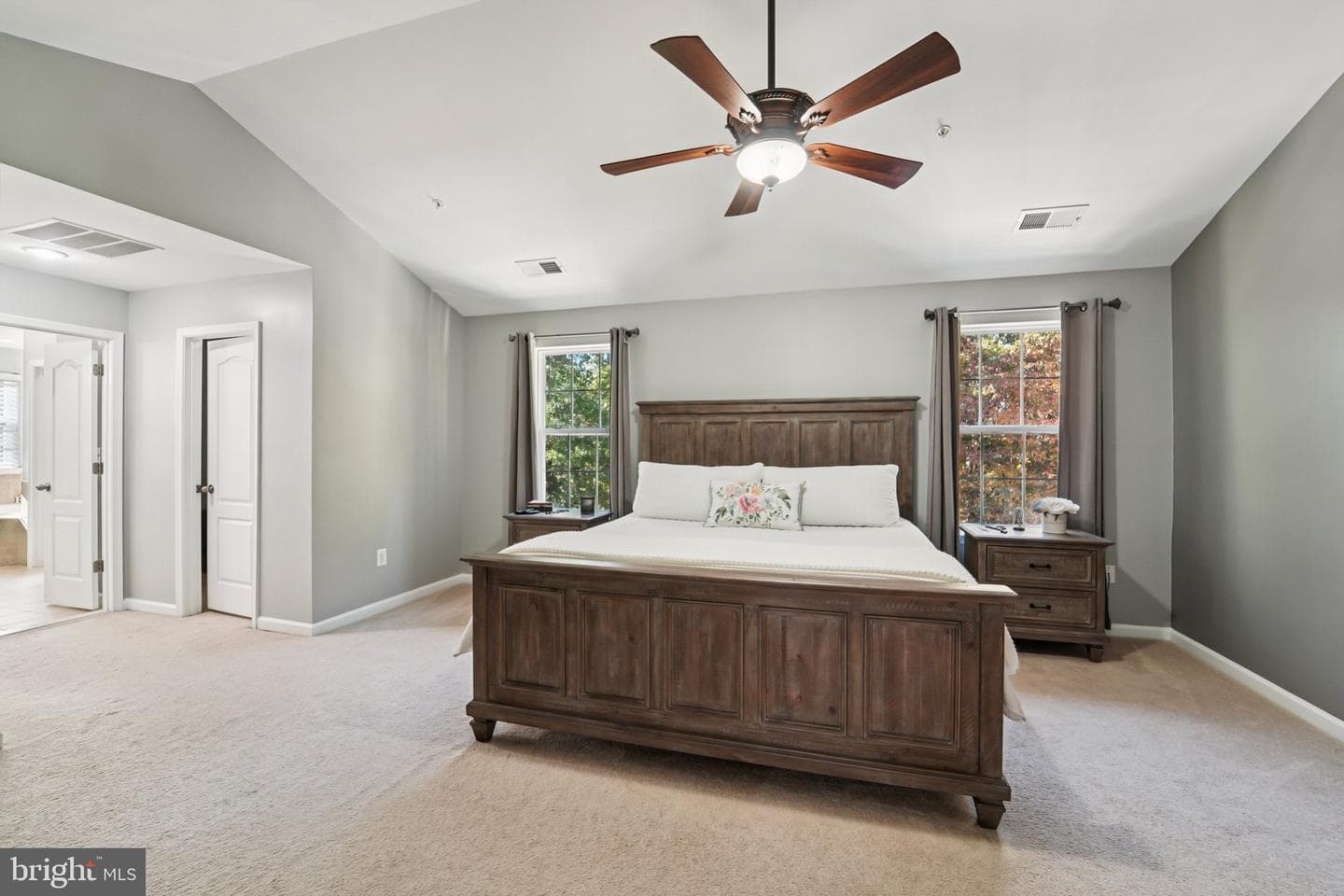 902 Boatwright Drive photo 32