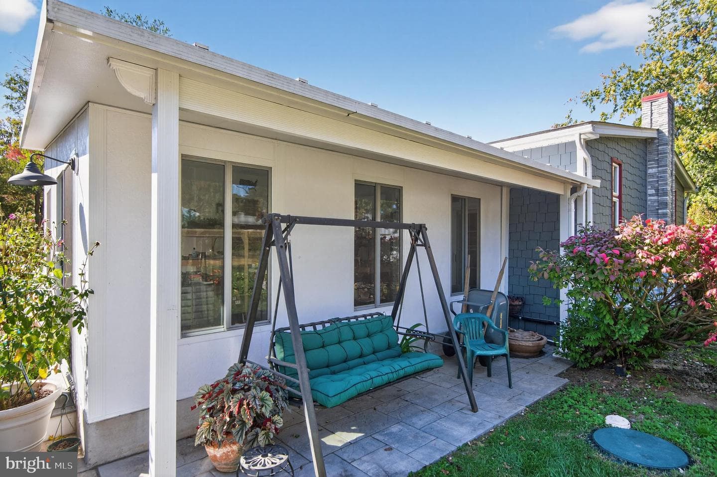 2044 Orchard Avenue photo 25