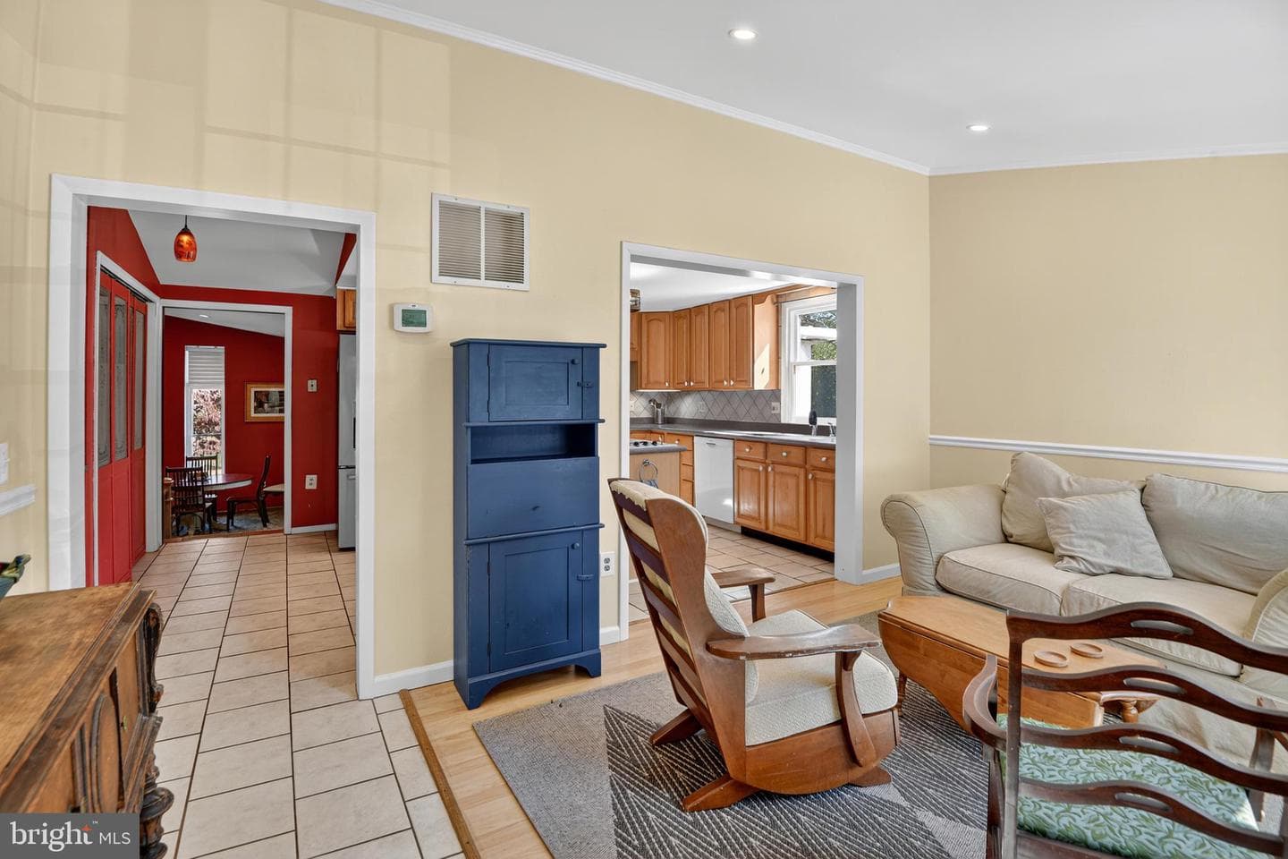2044 Orchard Avenue photo 5