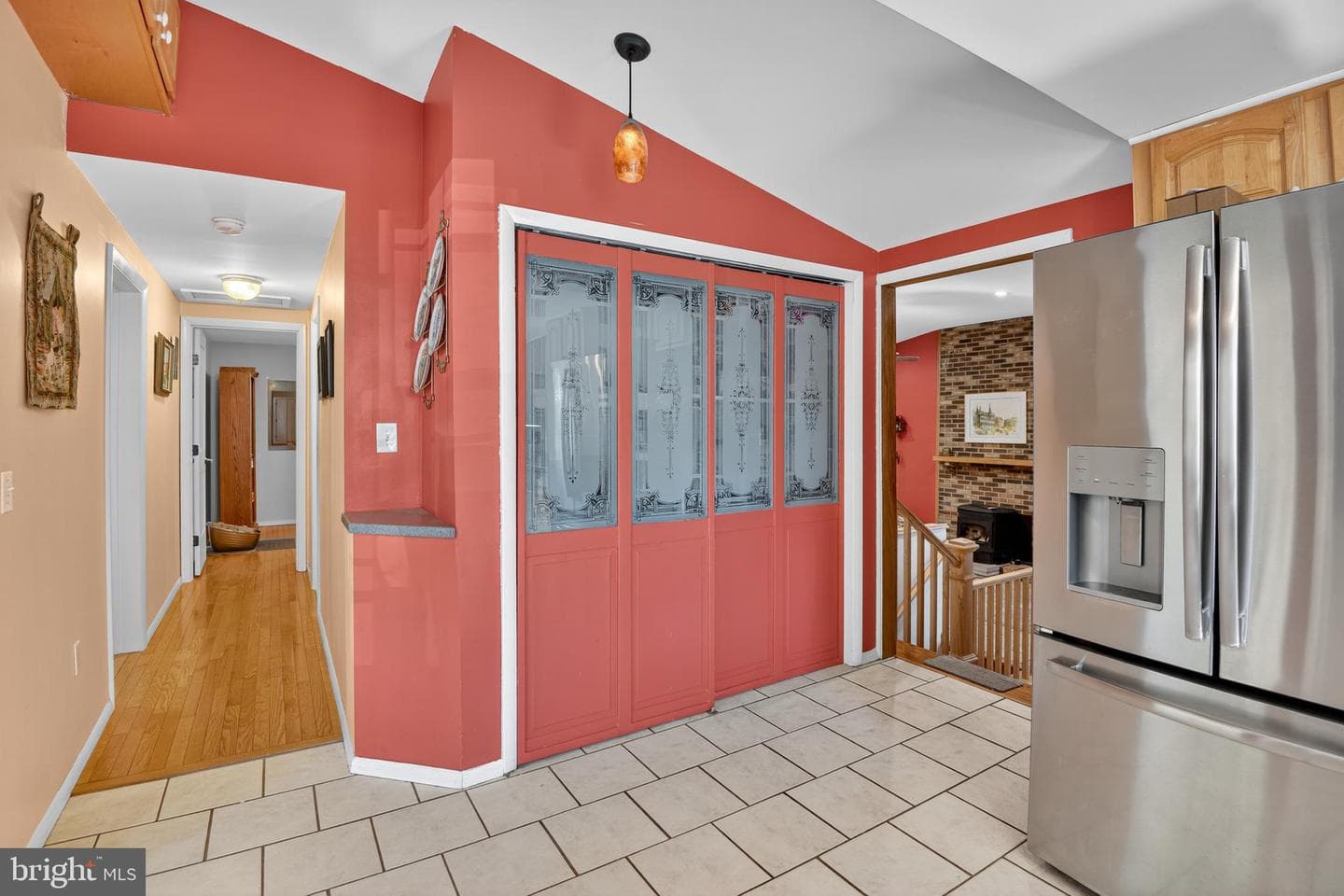 2044 Orchard Avenue photo 9