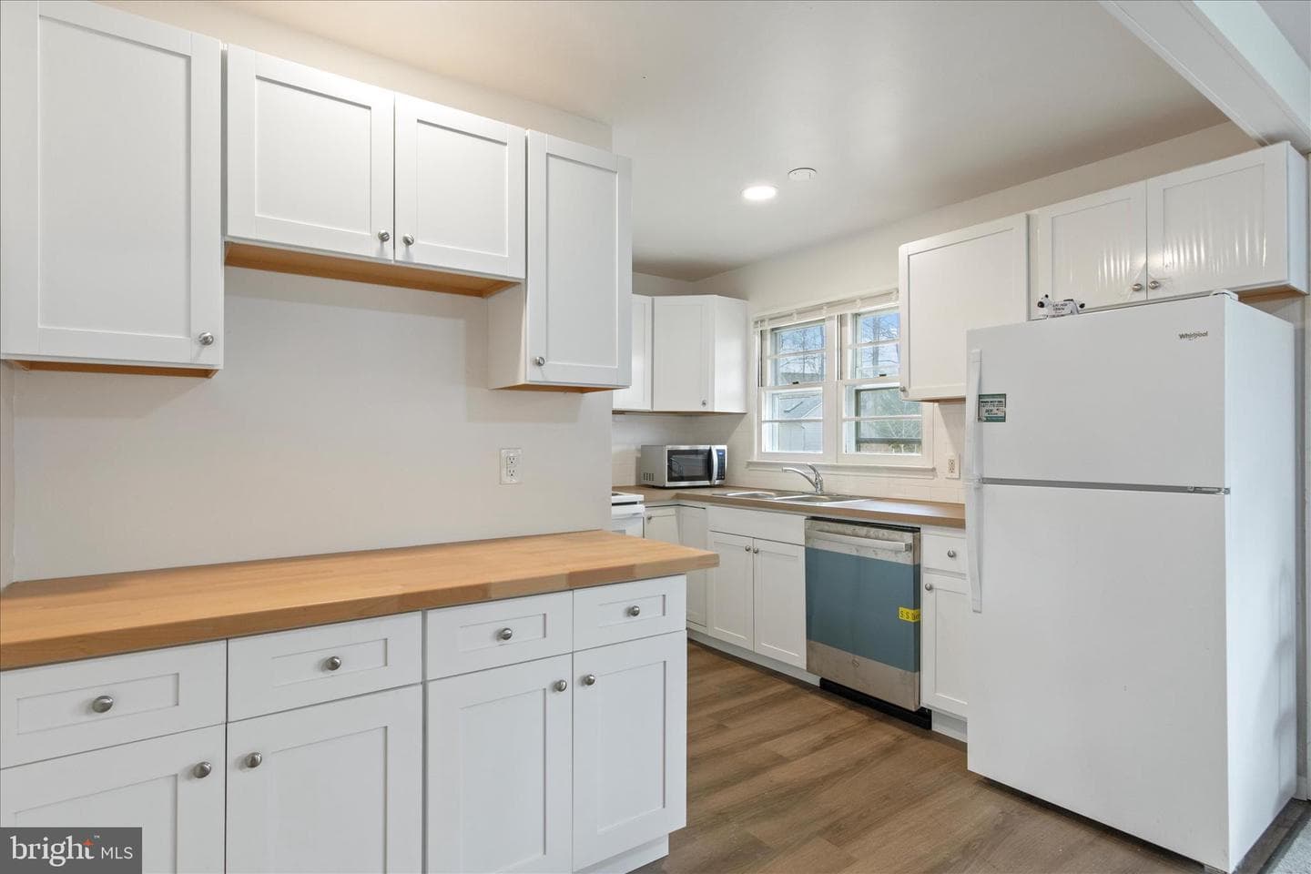 802 Lucky Road photo 14