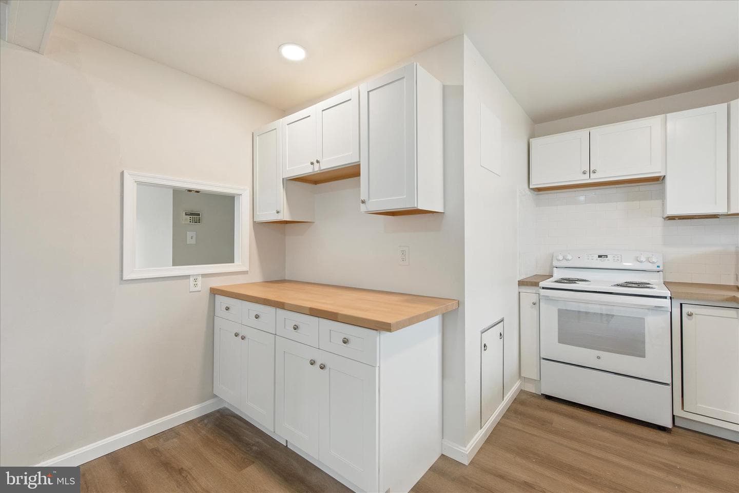 802 Lucky Road photo 15