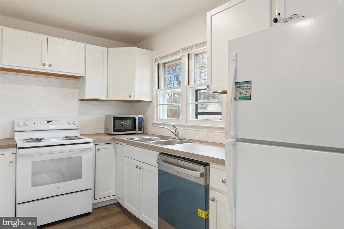 802 Lucky Road photo 16