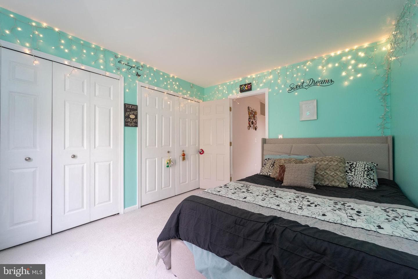 934 Langdon Court photo 46
