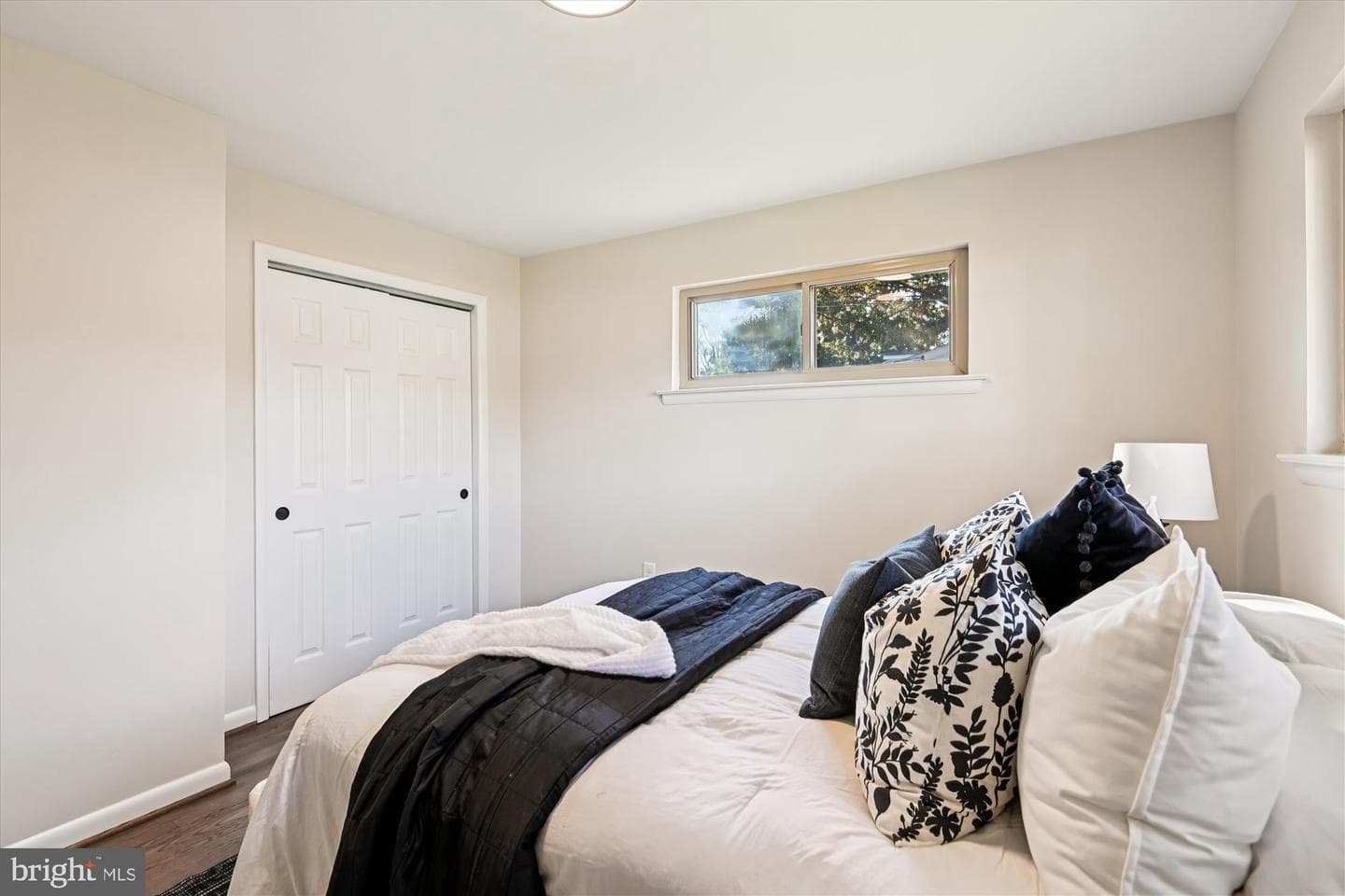 8259 Spring Knoll Drive photo 15