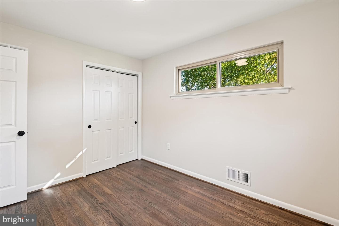 8259 Spring Knoll Drive photo 23
