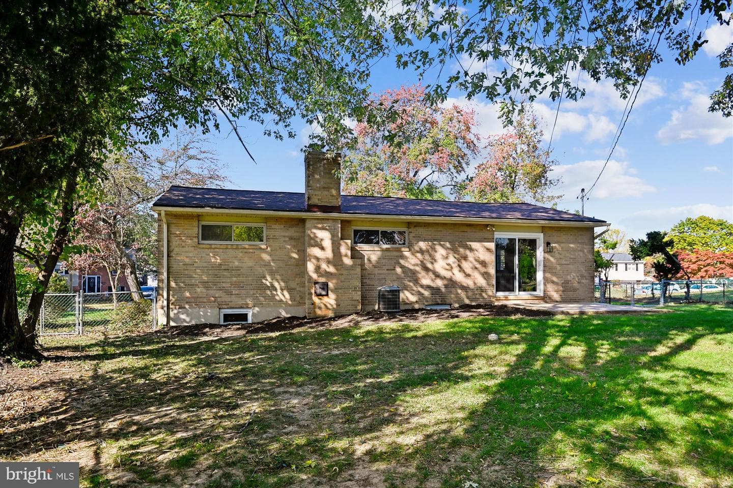 8259 Spring Knoll Drive photo 3