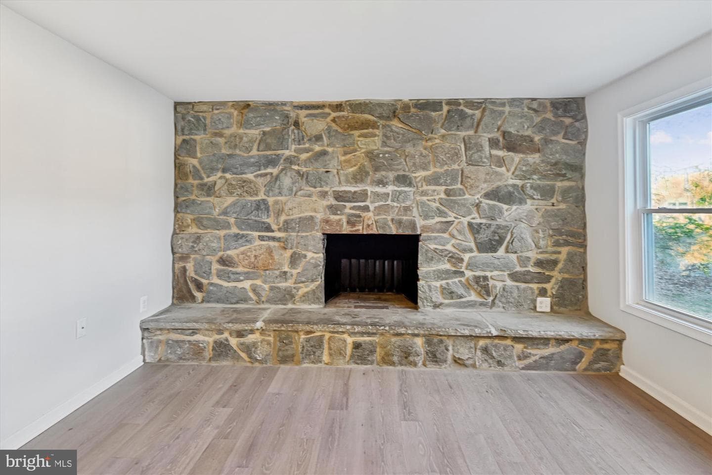 3092 Sussex Place photo 35