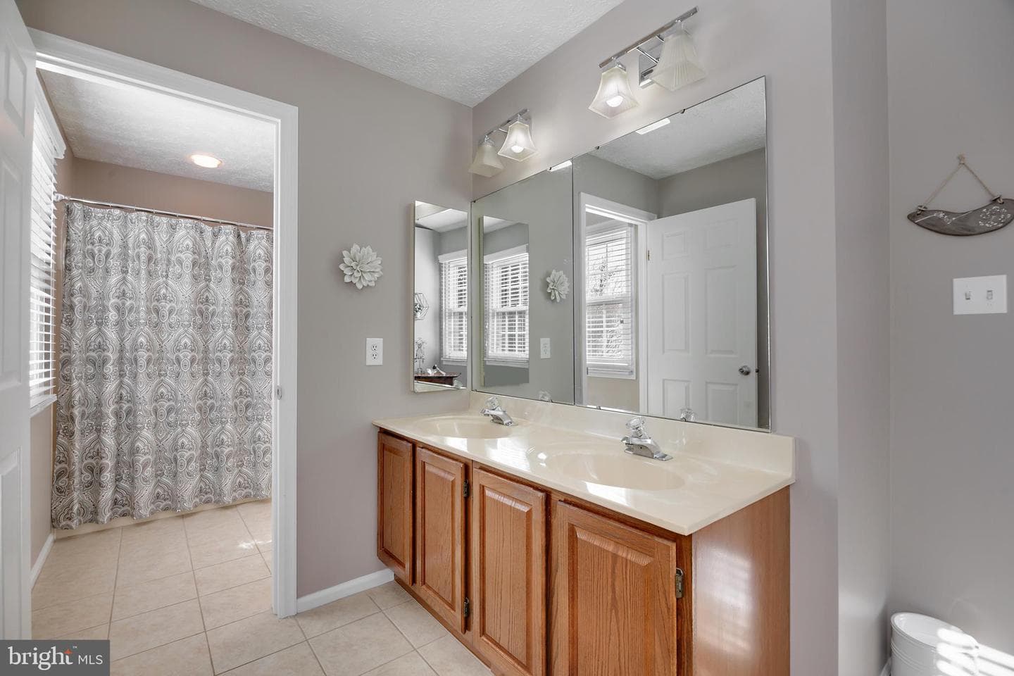 7806 Golden Pine Circle photo 21