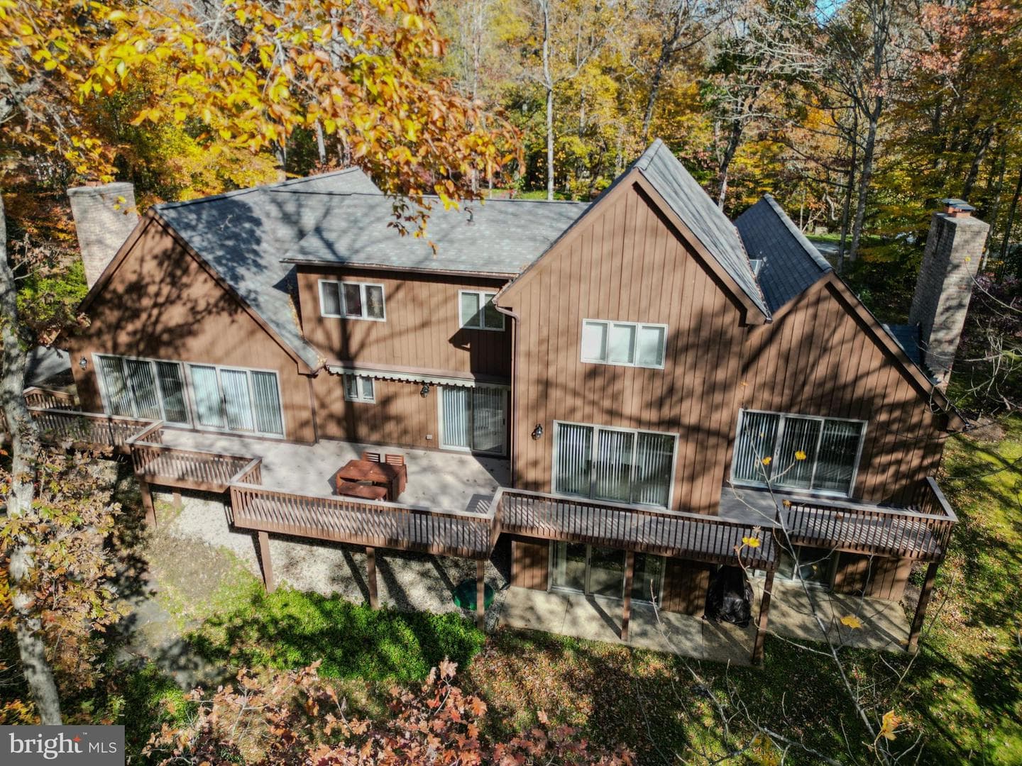 1603 Huntcliff Way photo 2