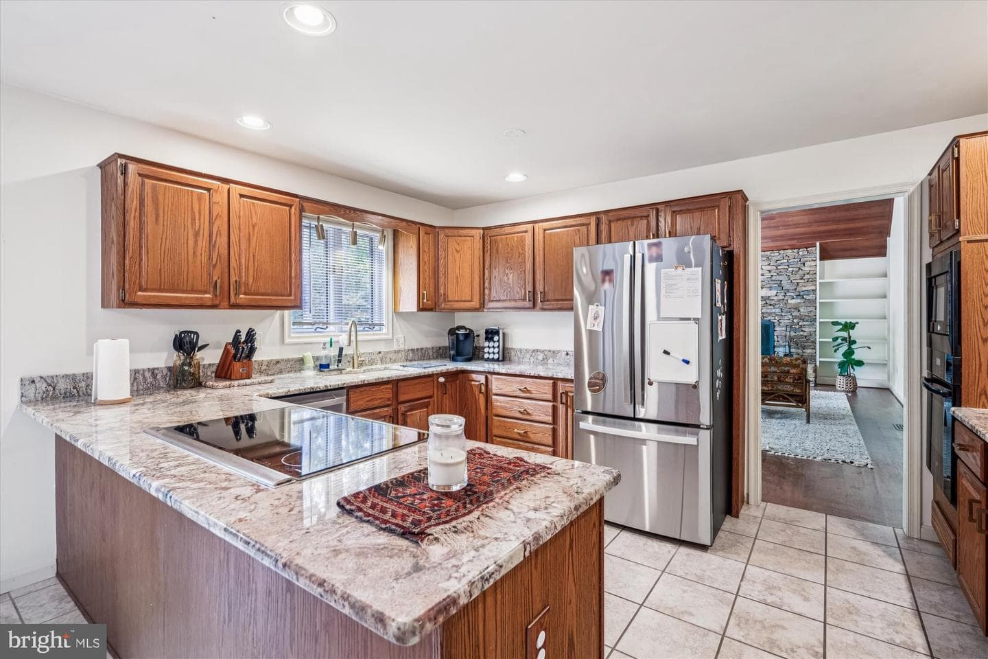 1603 Huntcliff Way photo 5