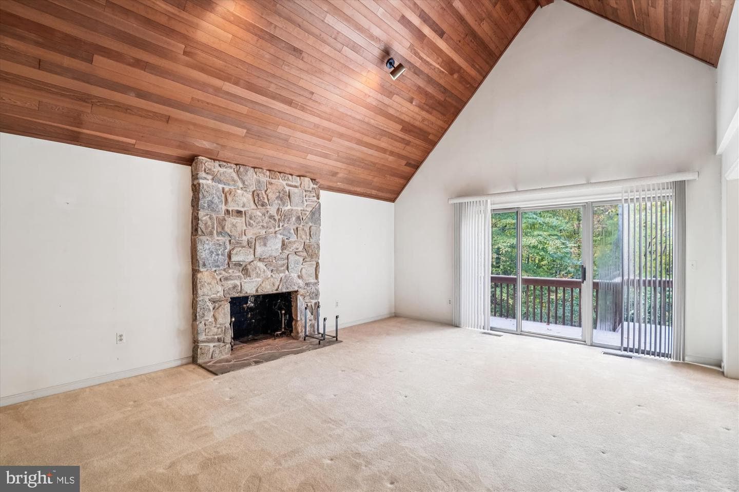 1603 Huntcliff Way photo 8