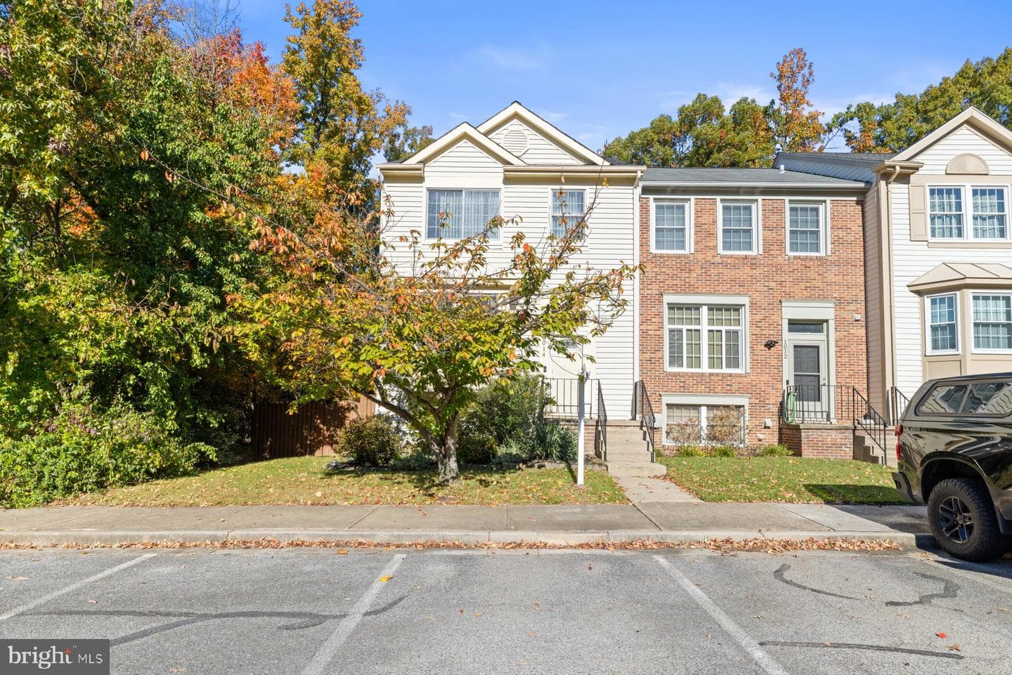 1014 Chestnut Haven Court photo 3