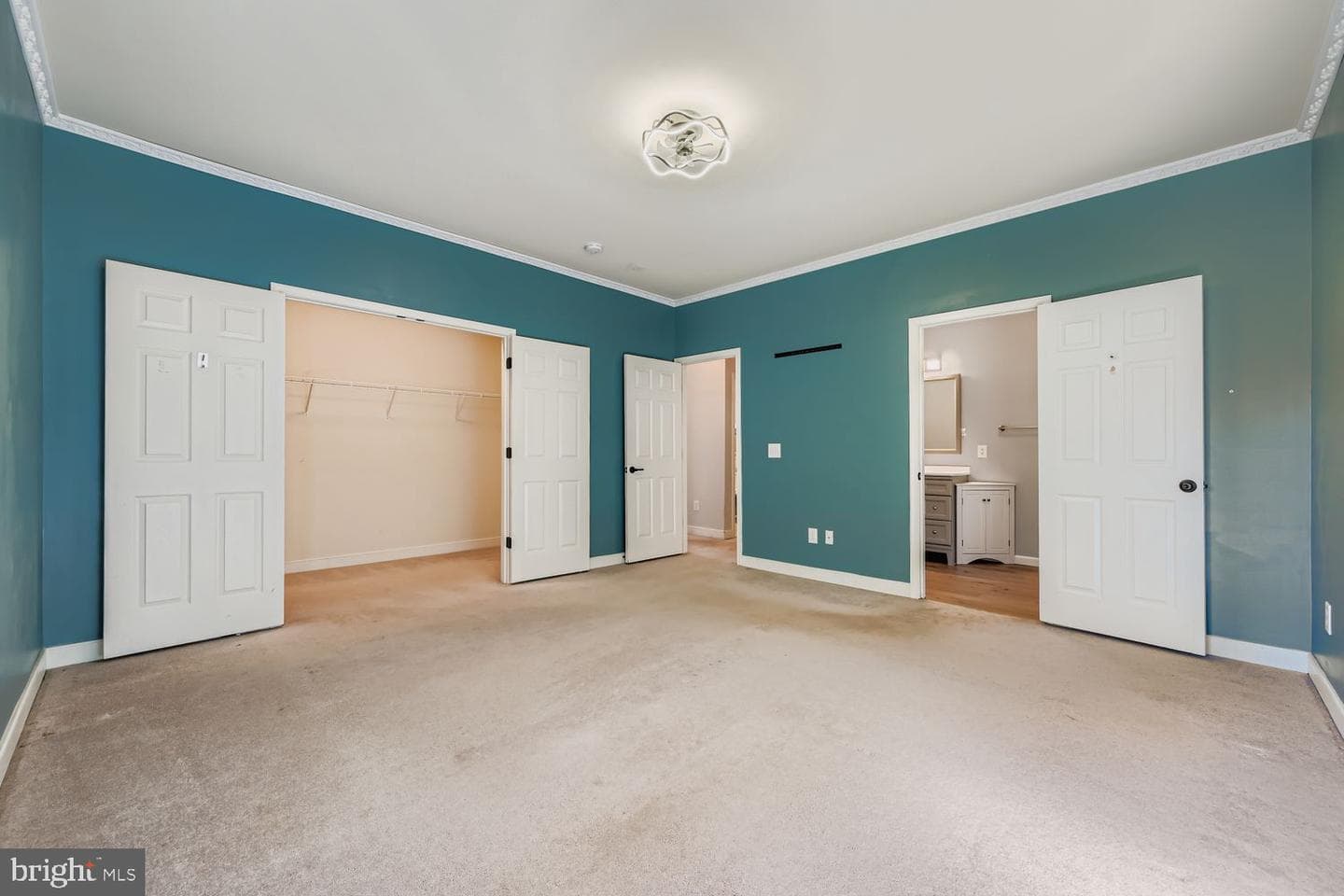 1250 Breitwert Avenue photo 13