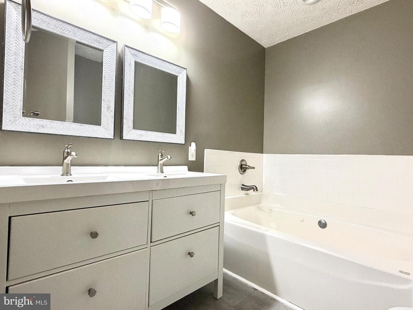 30 Ironstone Court photo 24