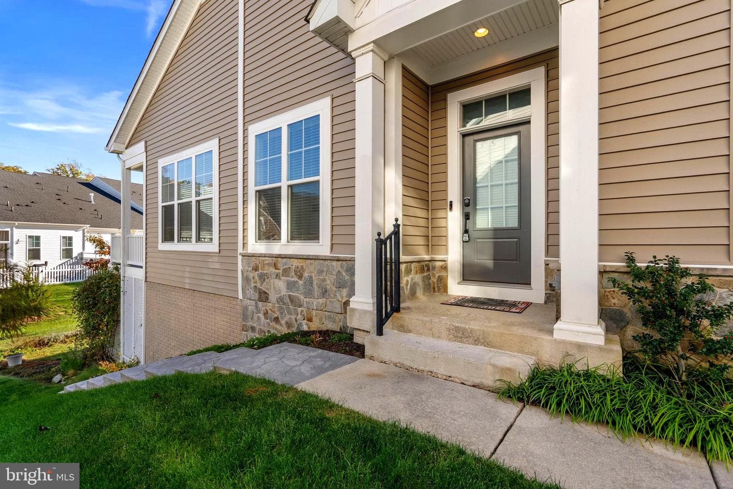 3035 Woodchuck Way photo 2