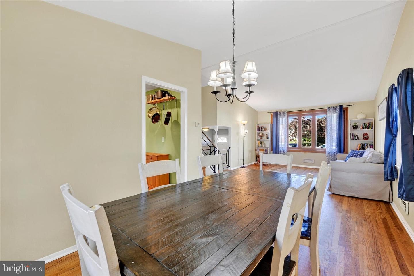 110 Patricia Avenue photo 11