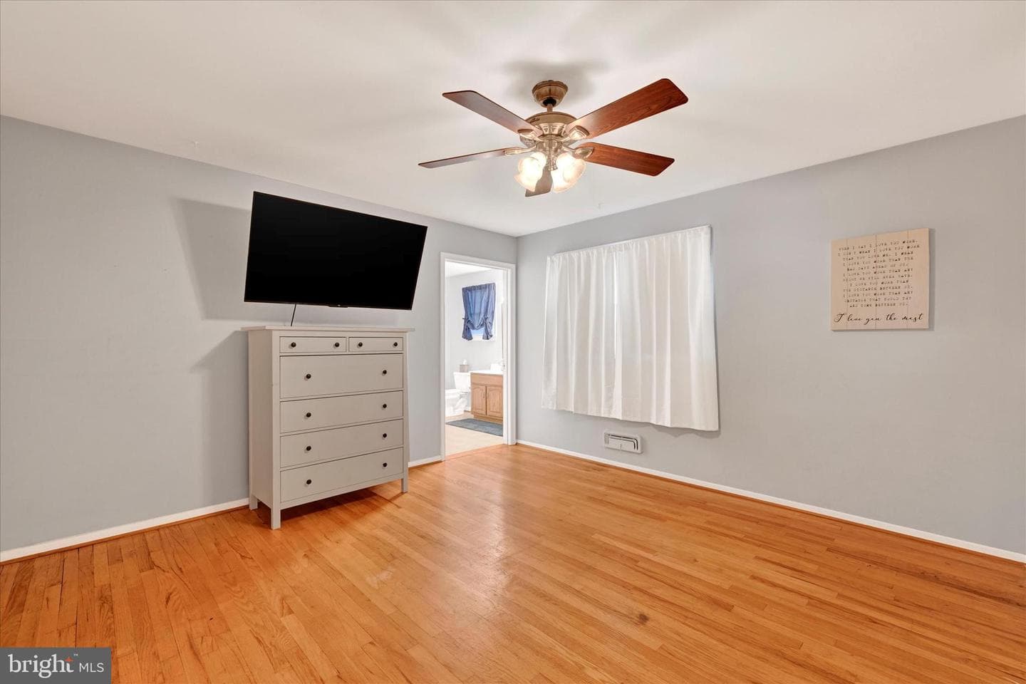110 Patricia Avenue photo 22