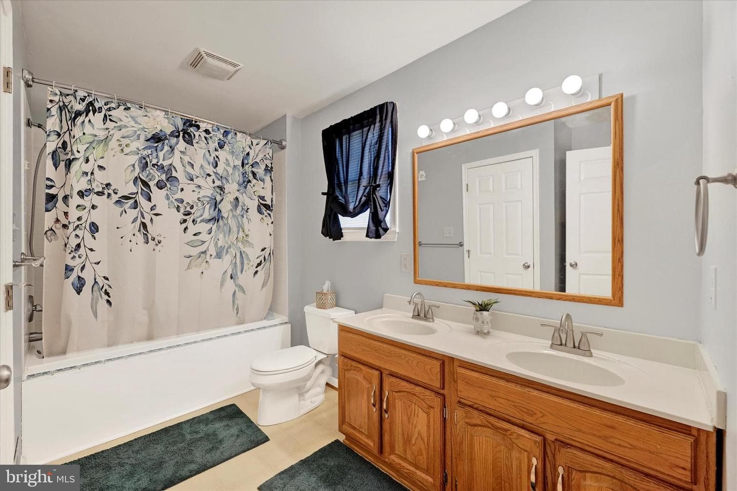 110 Patricia Avenue photo 24