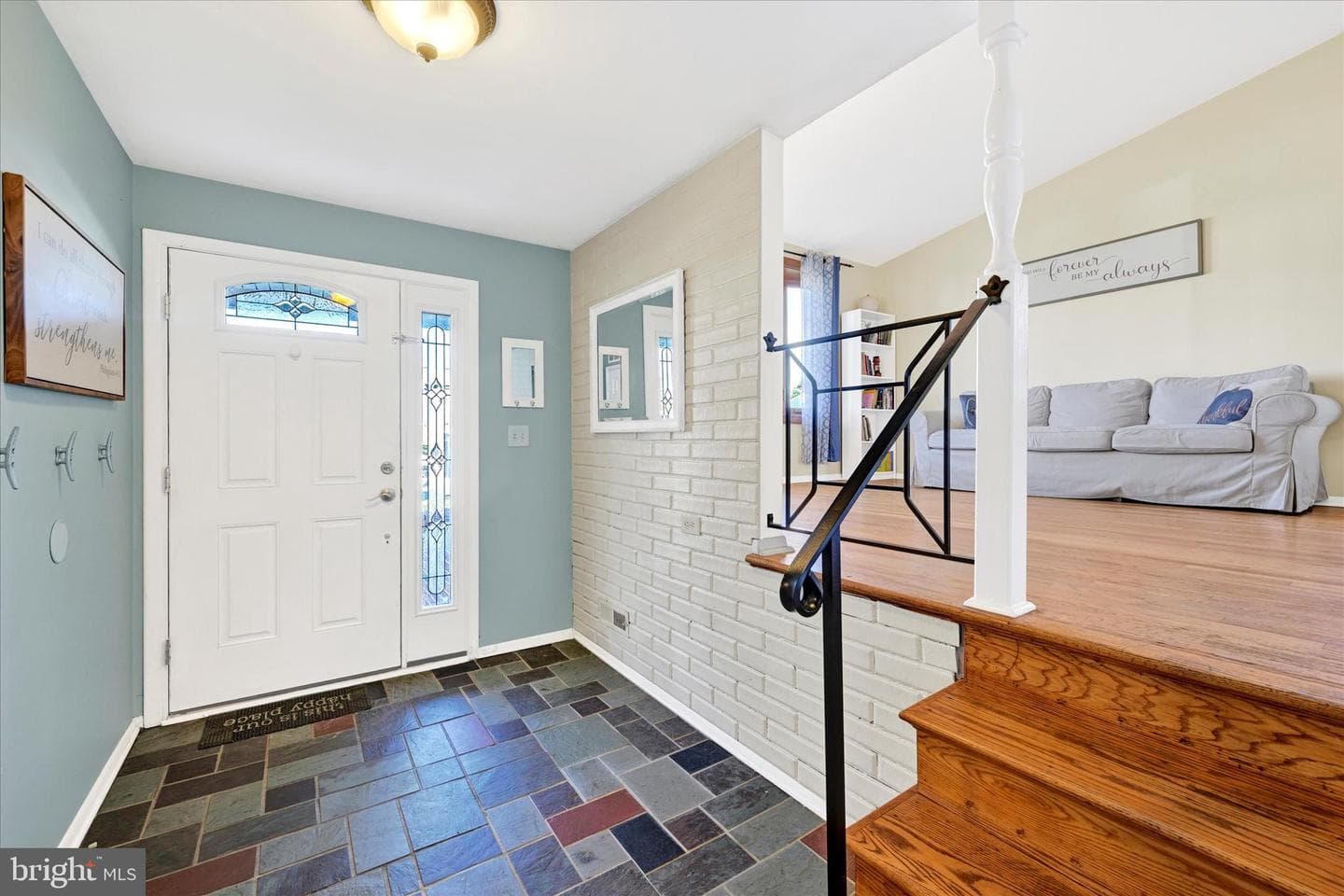 110 Patricia Avenue photo 4