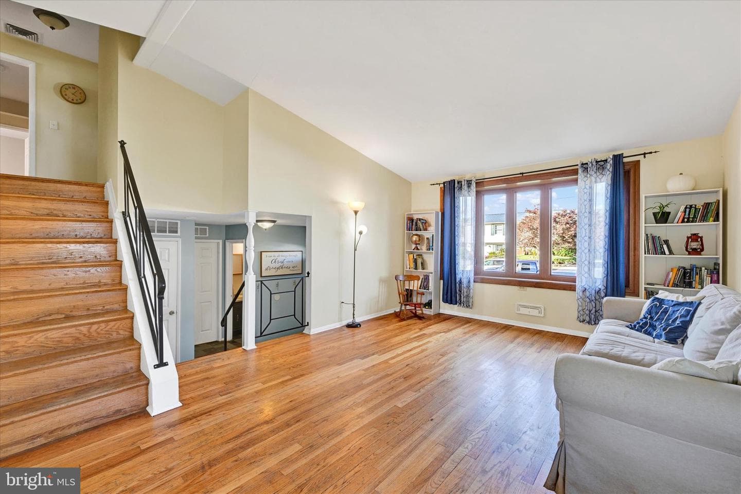 110 Patricia Avenue photo 6
