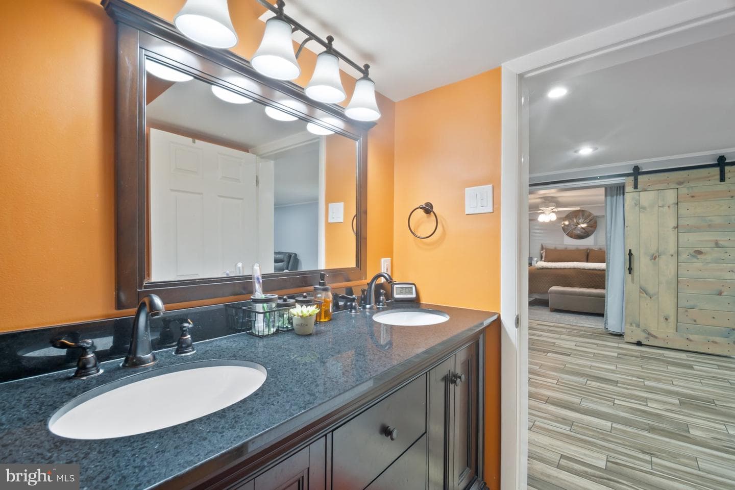 518 Kenora Drive photo 26