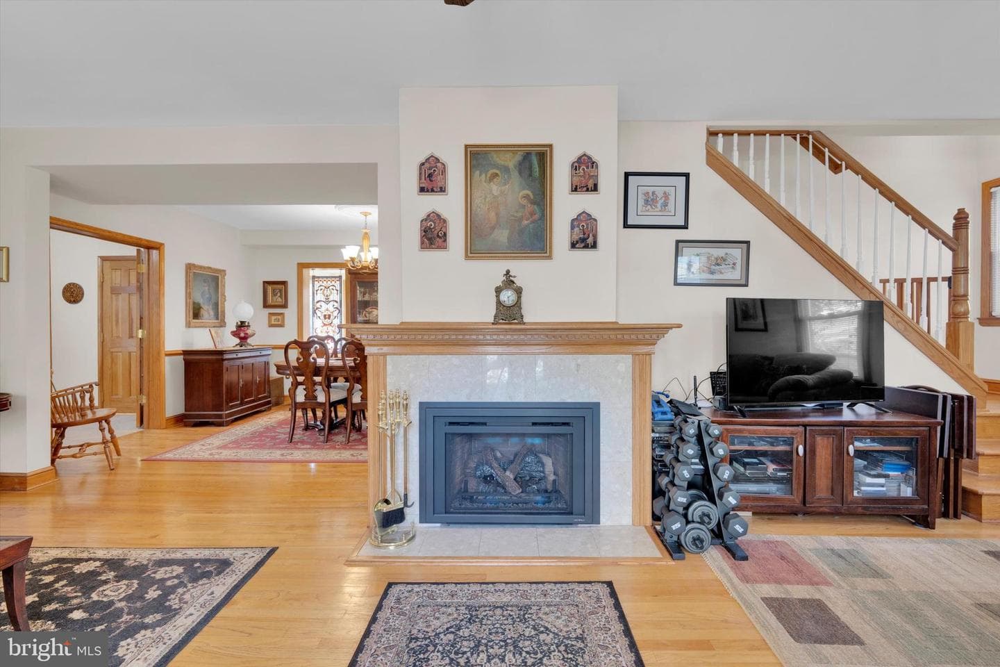 102 Catalpa Road photo 11