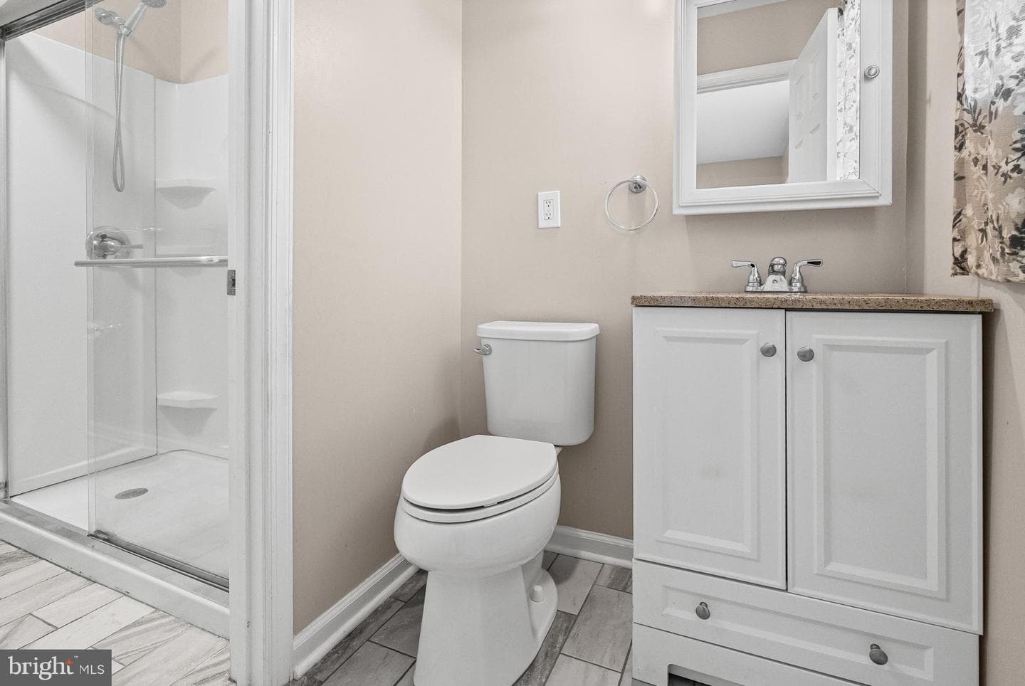 116 Juniper Court photo 17