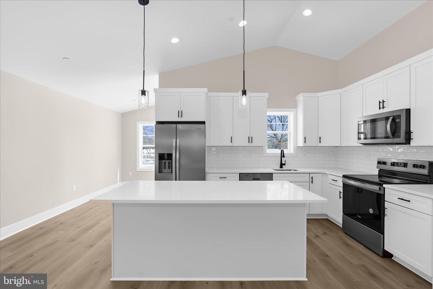 93 Edelton Avenue photo 10