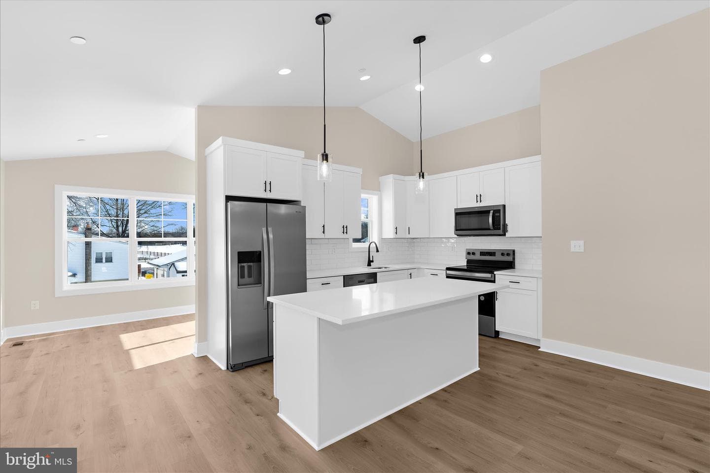 93 Edelton Avenue photo 11