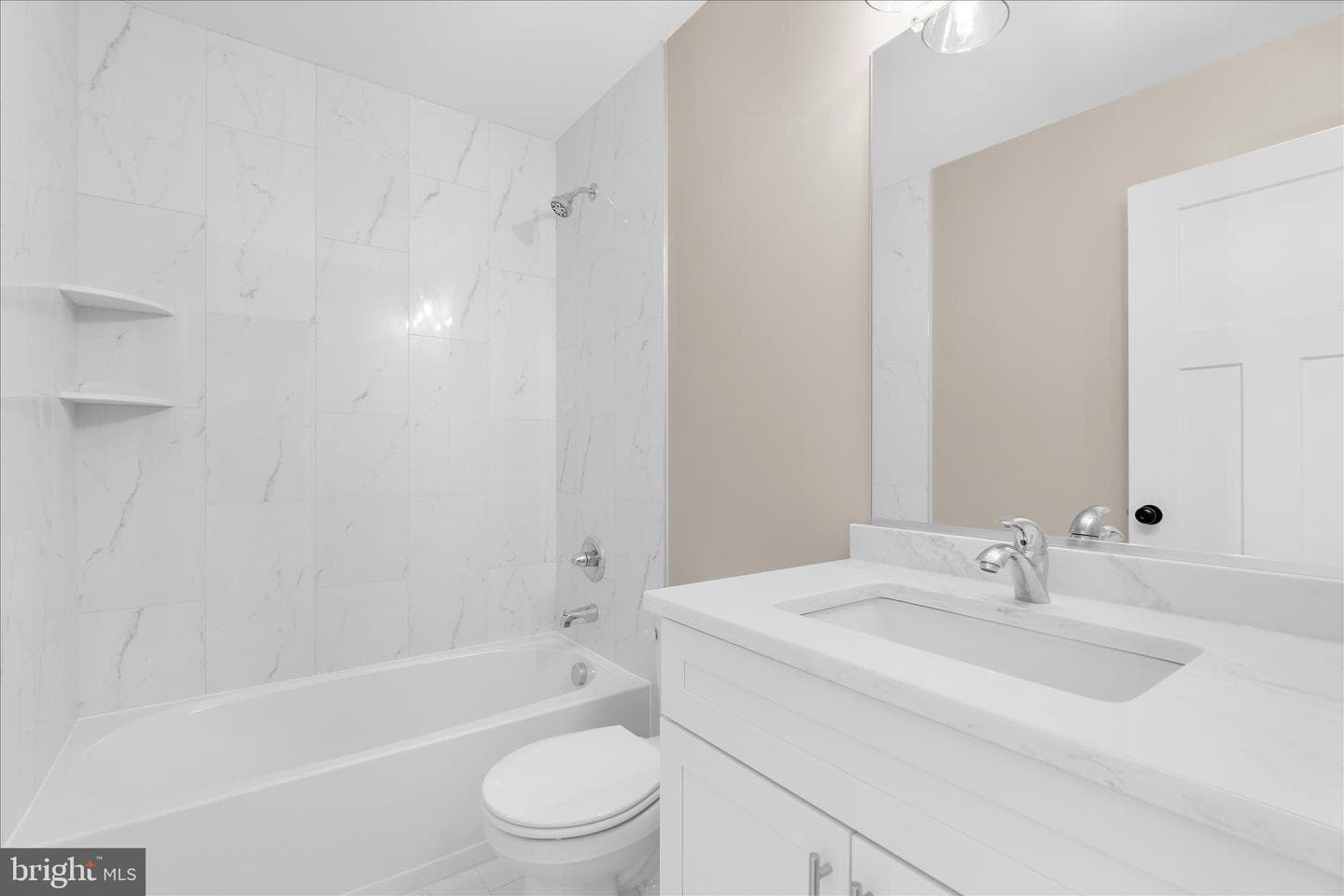 93 Edelton Avenue photo 18