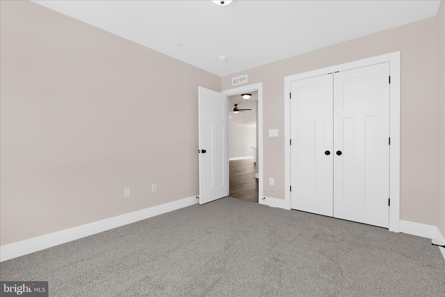 93 Edelton Avenue photo 22