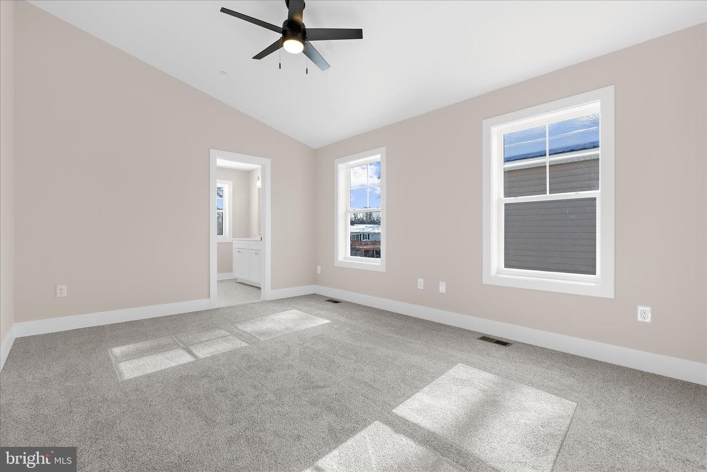 93 Edelton Avenue photo 23