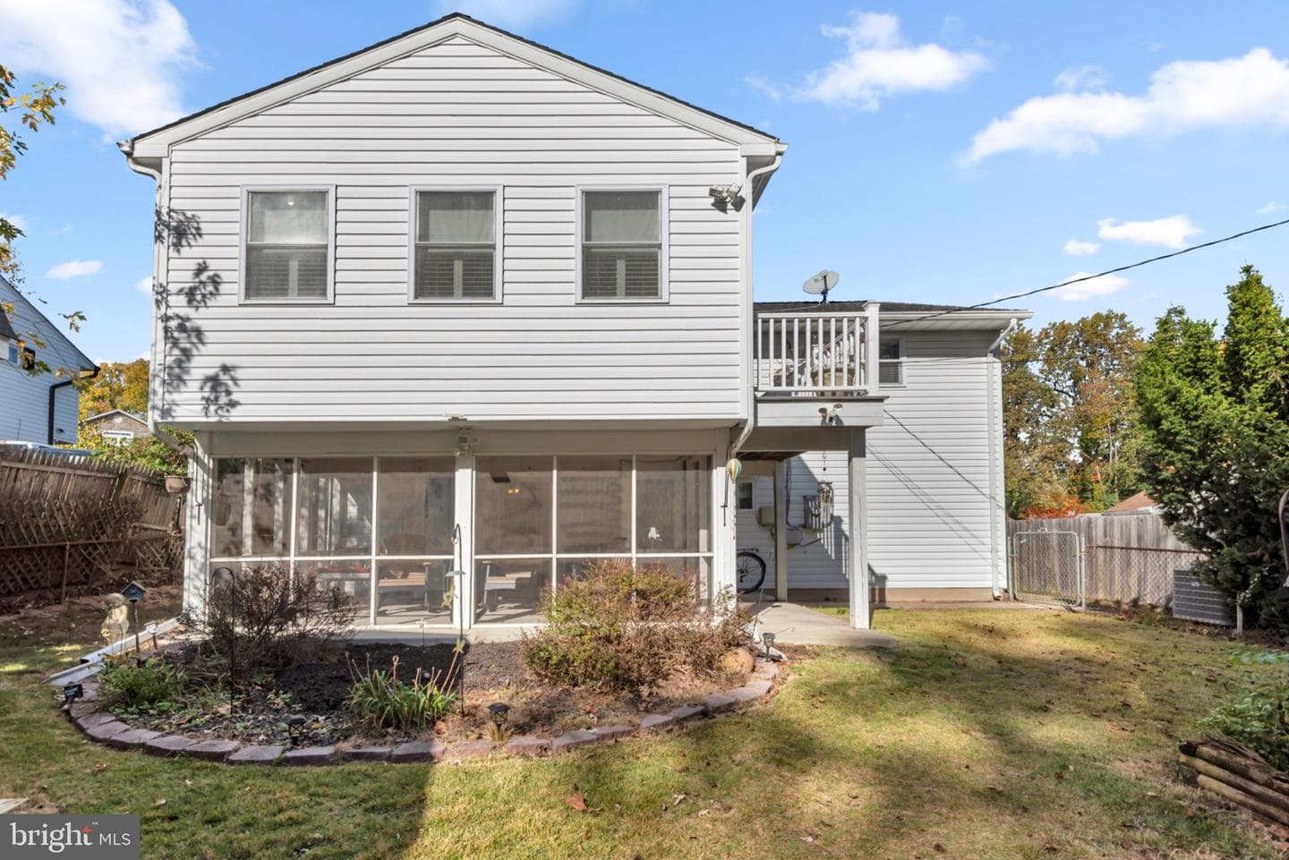 103 Janelin Drive photo 42