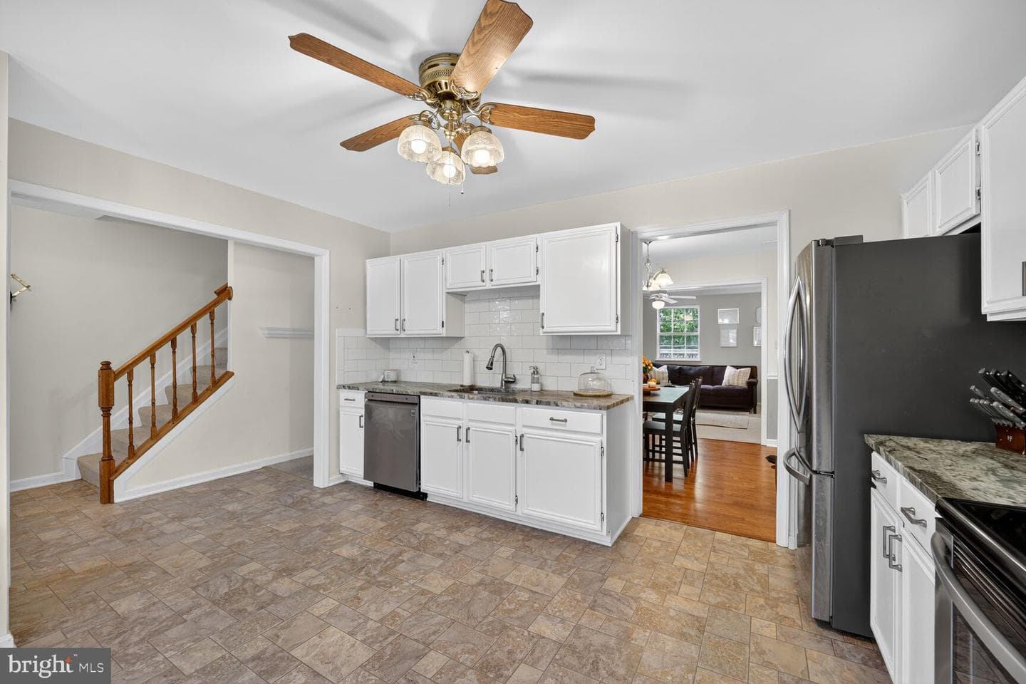 332 Carronade Way photo 7