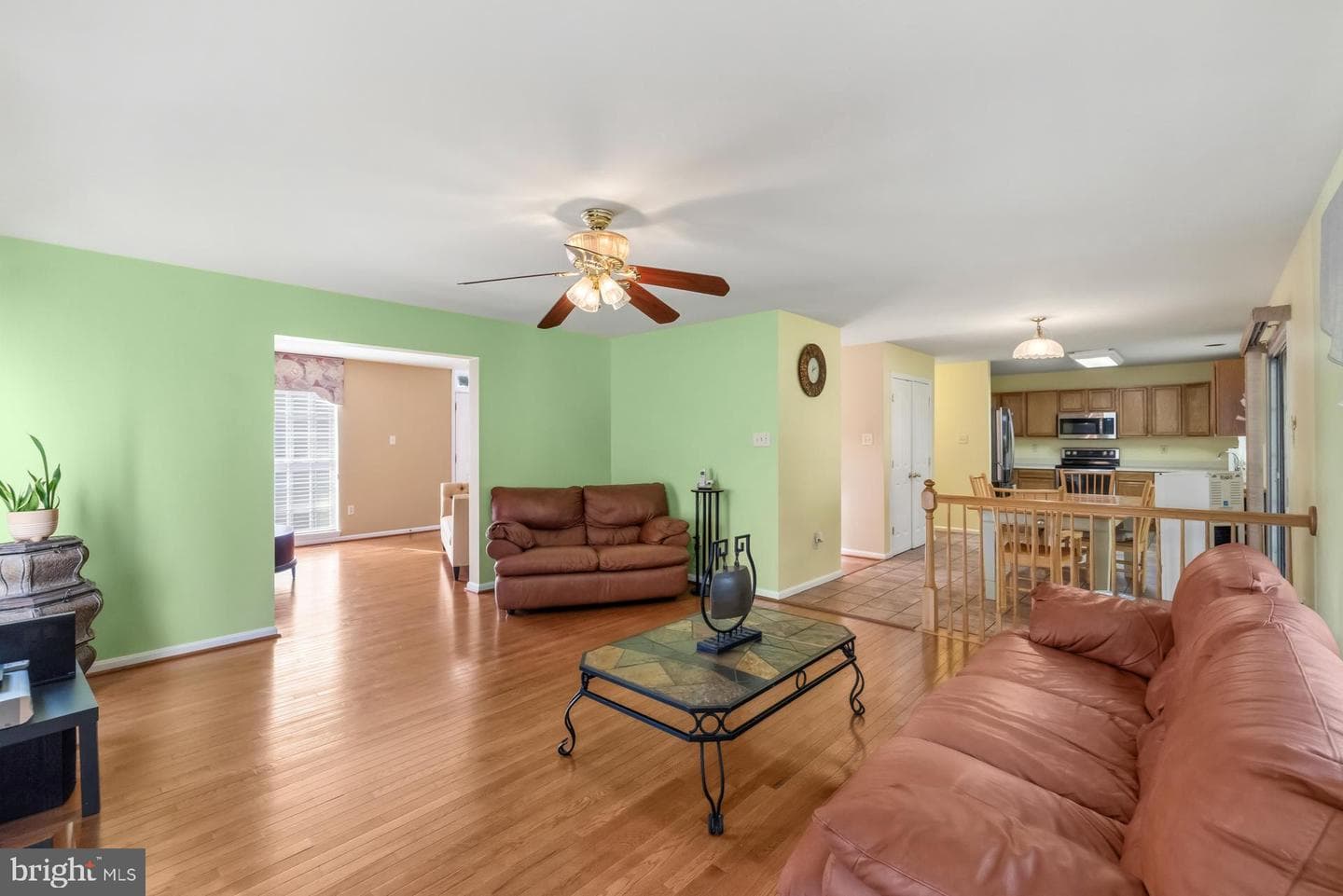 112 Farmbrook Lane photo 11