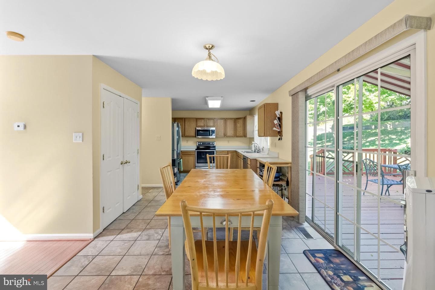 112 Farmbrook Lane photo 13