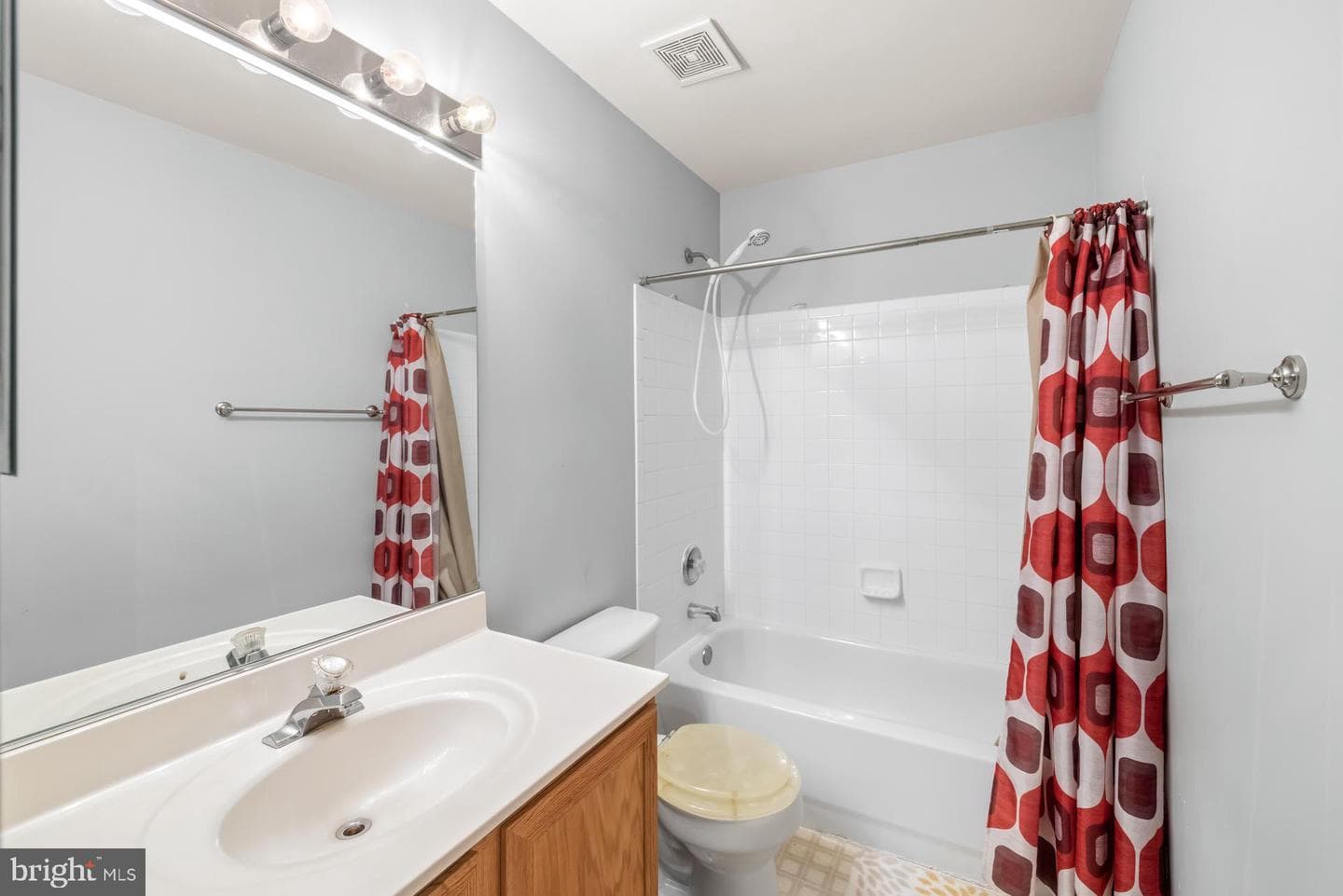 112 Farmbrook Lane photo 33