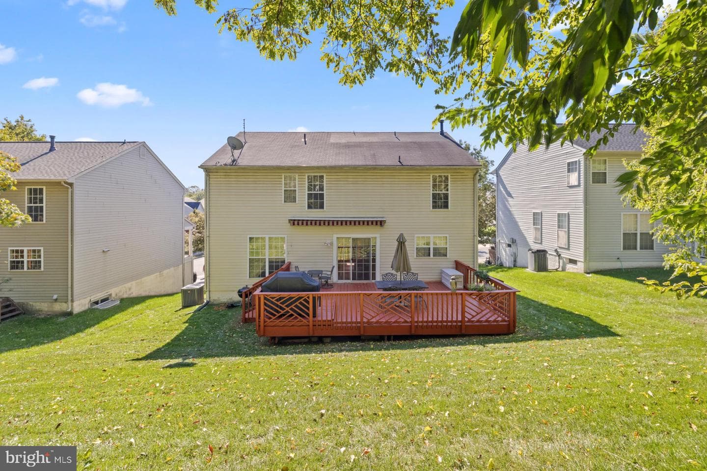 112 Farmbrook Lane photo 43